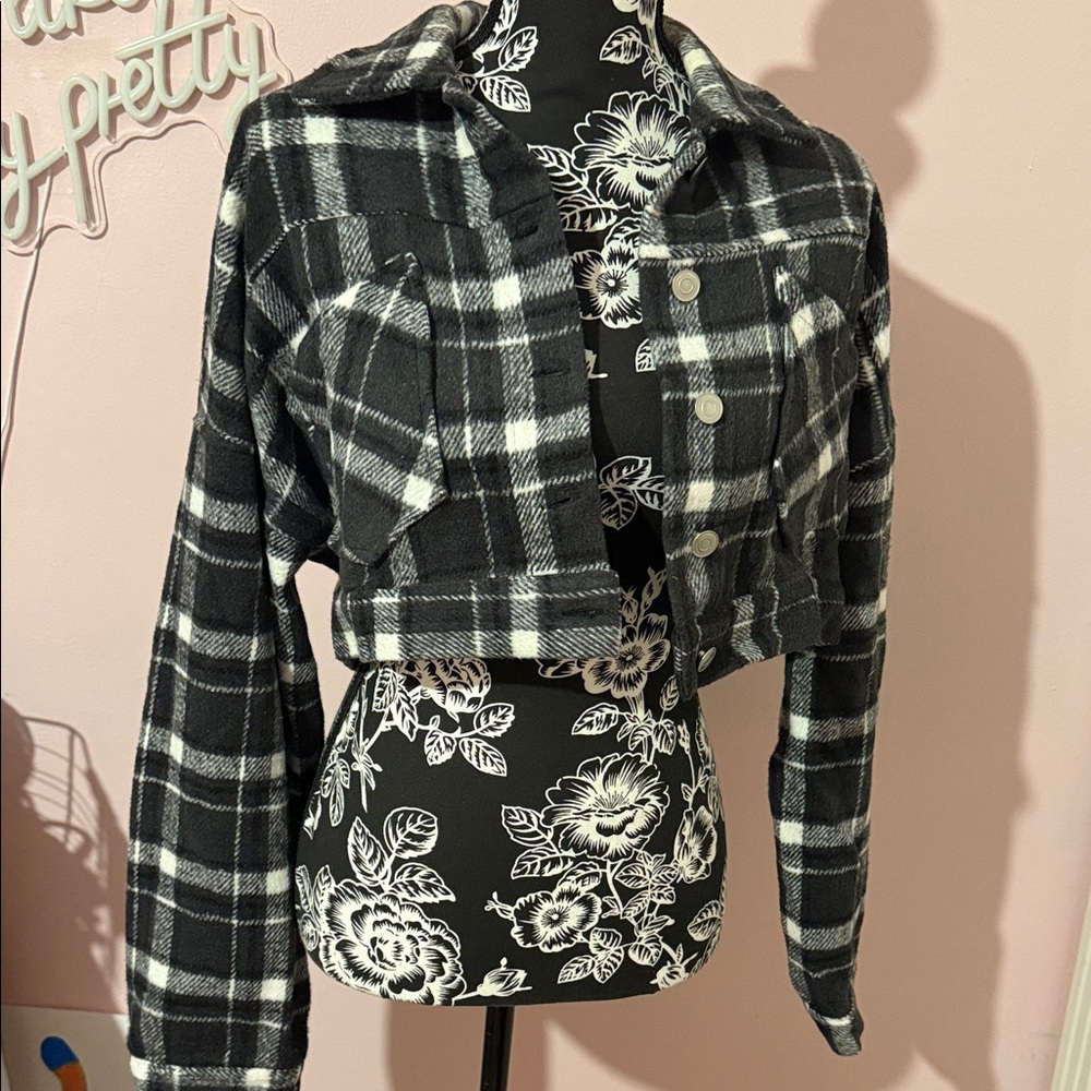 Black and White Plaid Cropped Jacket LIKE NEW